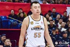 常规赛韩德君11+8李晓旭4.8+5，季后赛韩德君3+3.5李晓旭6.8+5.7
