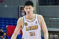 定海神针！胡金秋高效输出21分正负值+13引领球队胜利