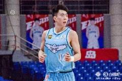 段昂君左手腕骨折 本月将接受手术治疗