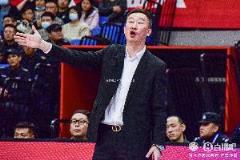 媒体人：广厦表现引热议 青岛三周前止步八强仍被关注