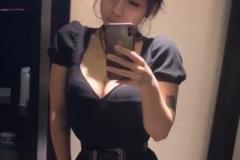 大老师这小丸子头型好可爱不过这身材是真材实料嘛~