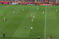 巴萨2-2扳平皇马！费兰过掉库尔图瓦破空门，亚马尔长传助攻双响