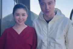 锤王来袭！演员王雷携手爱妻李小萌为大连英博加油助威