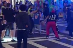 G2赛后尼克斯和绿军球迷一言不合斗殴 看起来绿军球迷赢了！