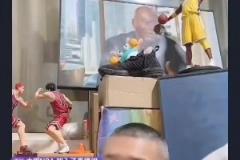 网红发表不当言论：四川还有人黑科比？当初就该给你们全都埋了